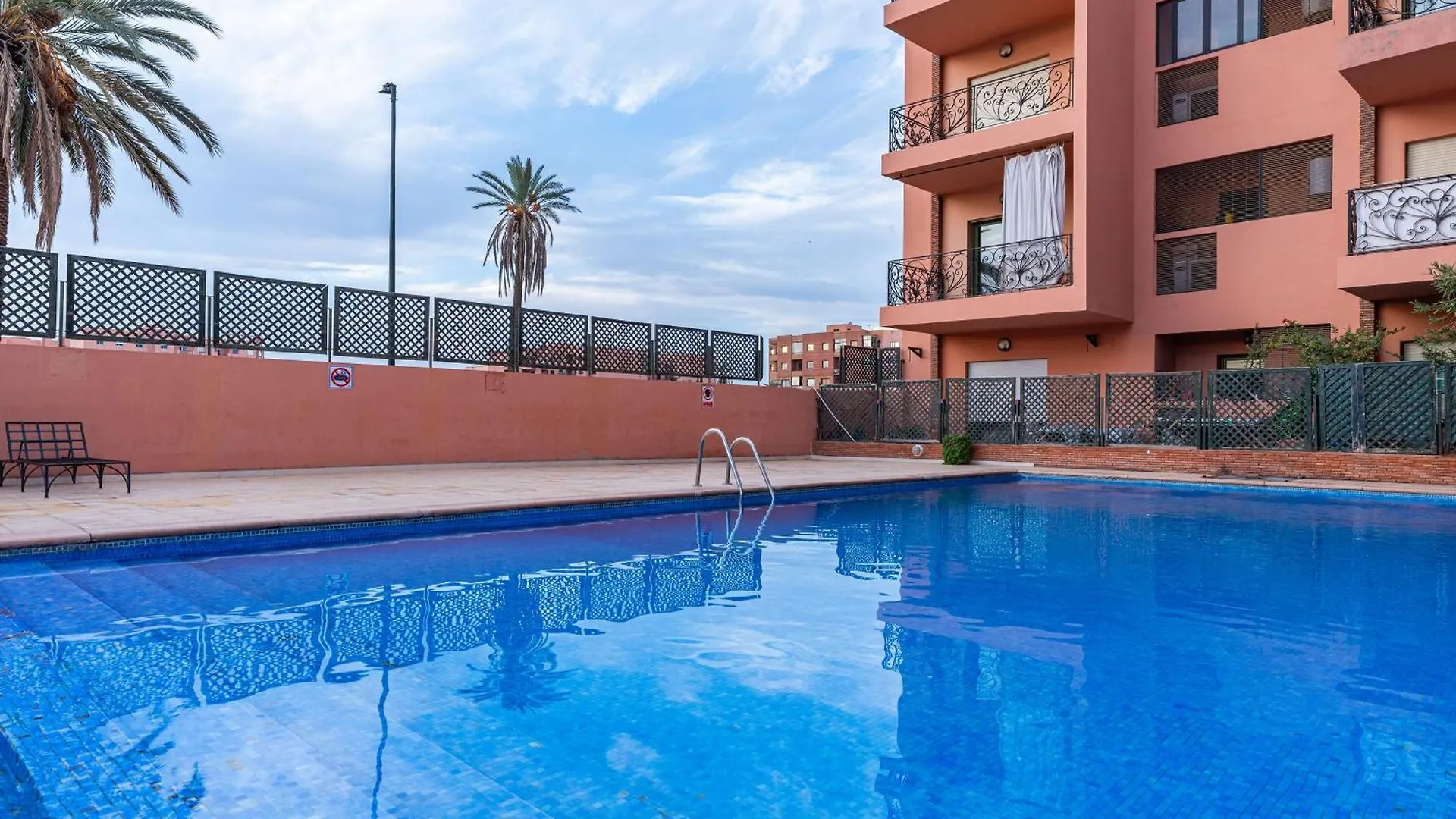 Cozy And Practical In Majorelle - Pool Marrakesh Apartment